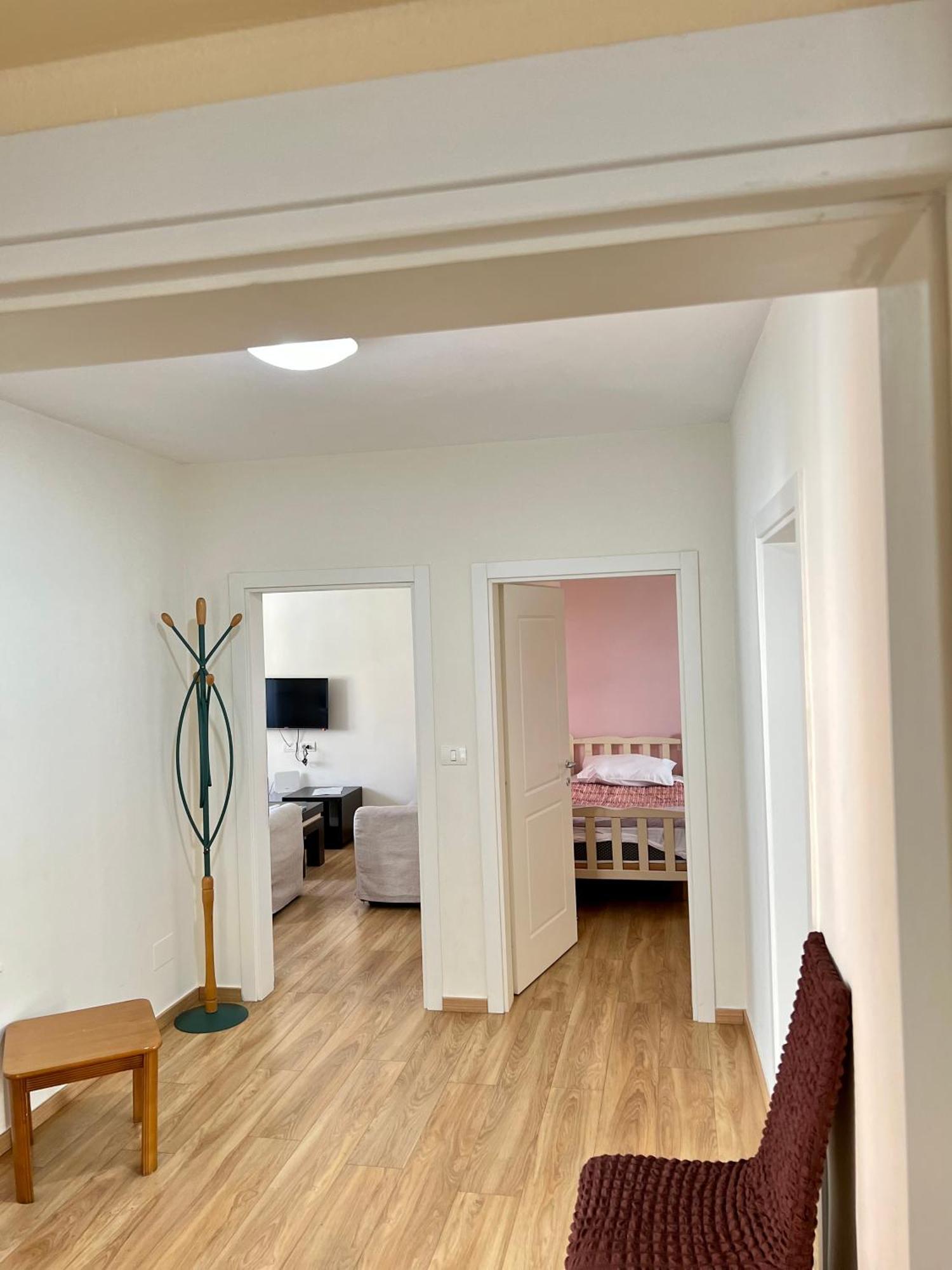 Skanderbeg Square Apartment Tirana Esterno foto