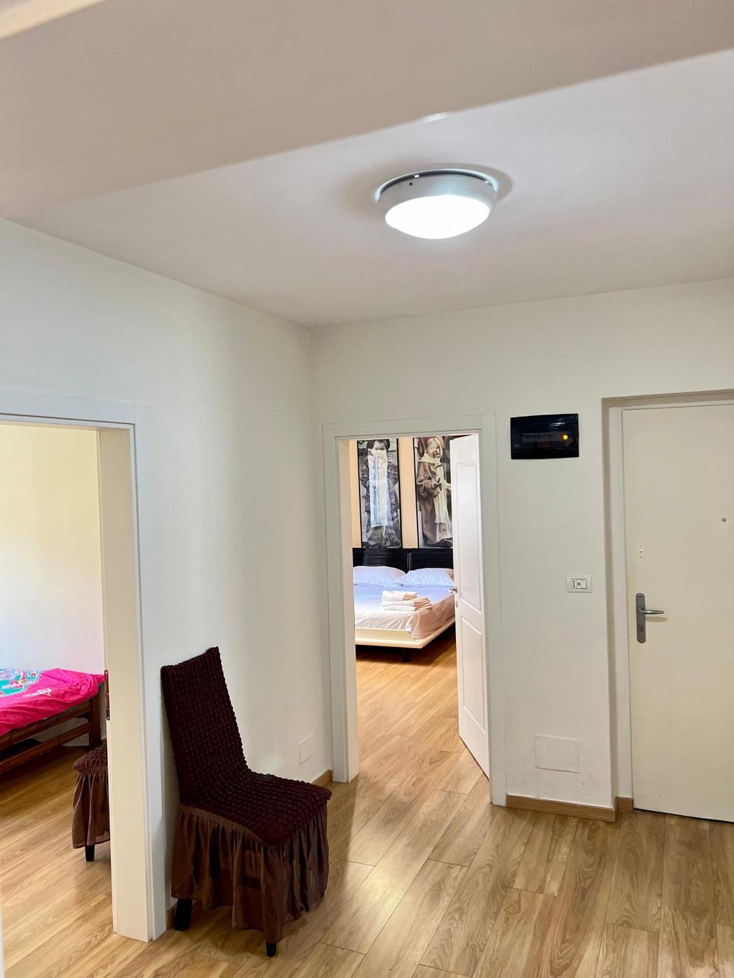 Skanderbeg Square Apartment Tirana Esterno foto